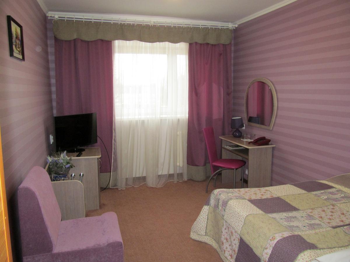 Hotel Vetraz Vitebsk Buitenkant foto
