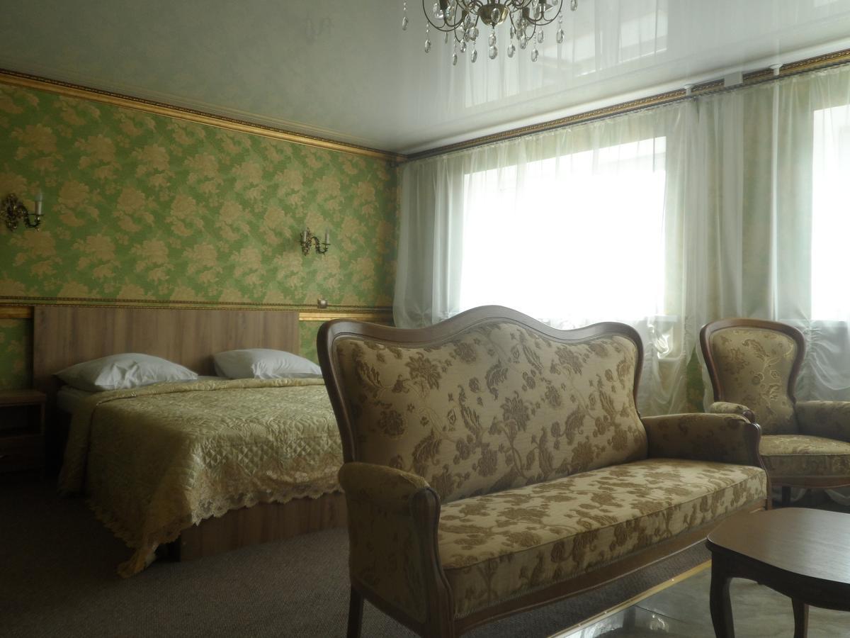 Hotel Vetraz Vitebsk Buitenkant foto