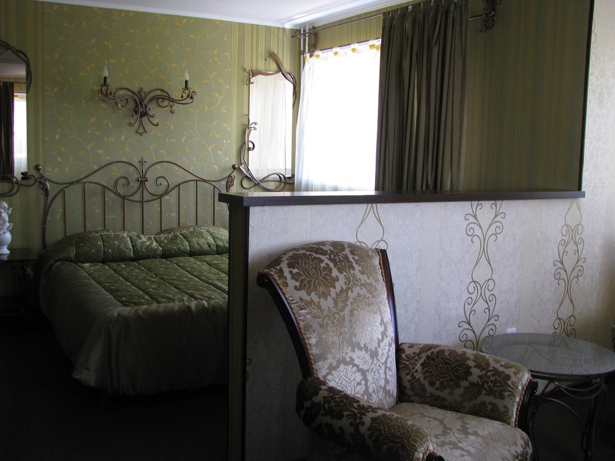 Hotel Vetraz Vitebsk Buitenkant foto